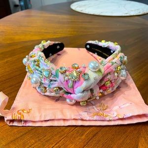 Lele sadoughi x love shack fancy charm Veronica headband